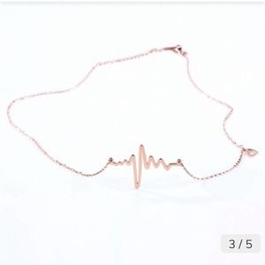 Jeulia Heartbeat Necklace